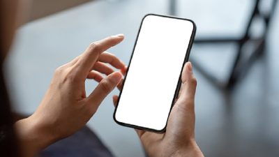 Cara Mengatasi Layar HP Gerak Sendiri