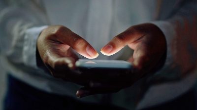 Ciri-Ciri HP Disadap Penting Diwaspadai Demi Keamanan Privasi